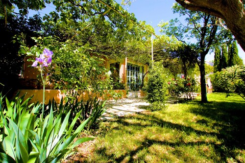 The Olive Garden - Un emplacement magnifique, près du village, avec piscine
