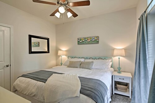 Cozy Pass Christian House w/Porch Steps From Beach
