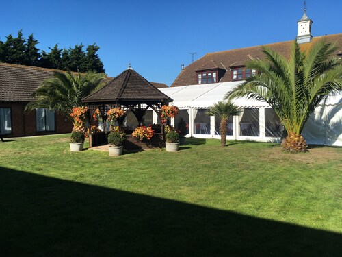 Abbey Hotel & Conference Centre