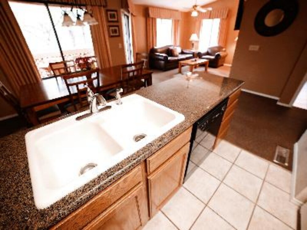Room, Private Bathroom (1 Bedroom Deluxe) - Private Kitchen