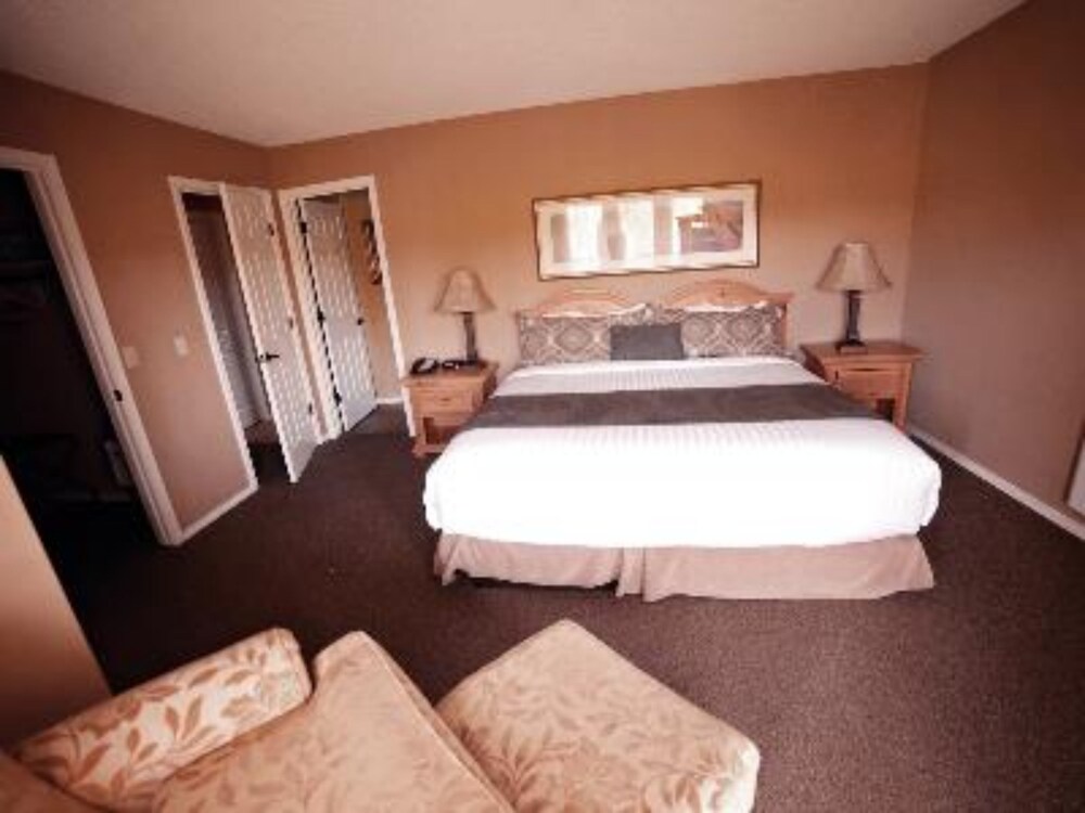 Room (2 Bedroom Deluxe) - Room