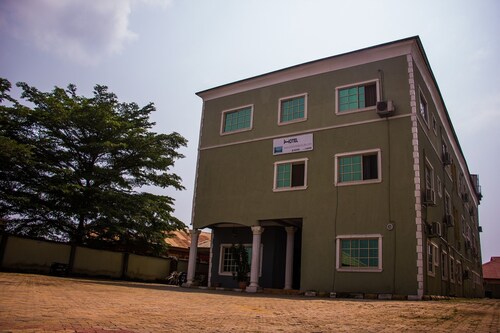 Lekki Hotel and Suites