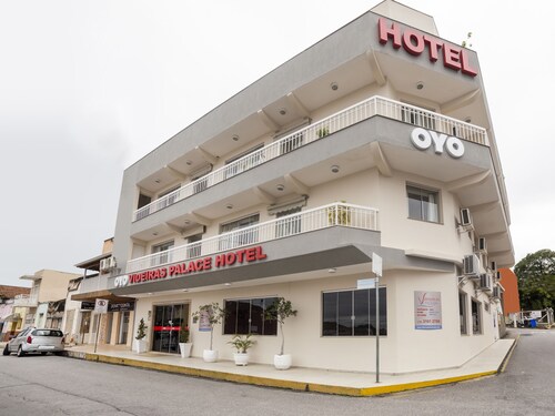 OYO Videiras Palace Hotel