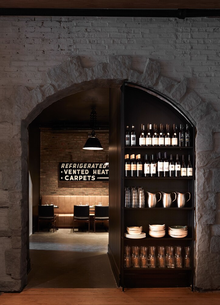 Hotel Bar