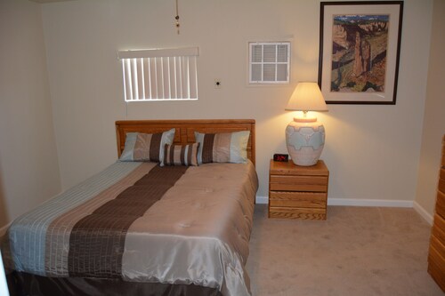 !!! NEW LISTING !!! FRONT SIGHT ESCAPE - Spring Mountain - Death Valley