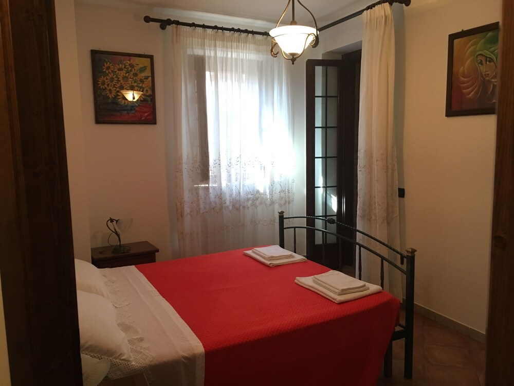 Camera (Appartamento, 3 camere da letto)