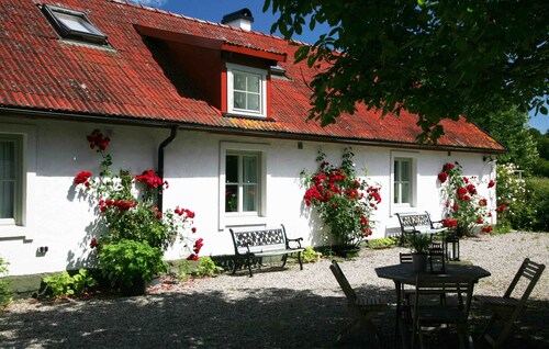 Stenrosgården logi
