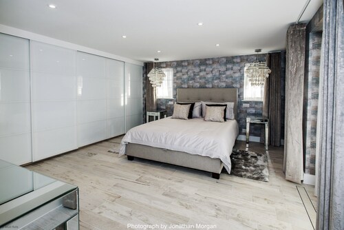 Little Haven - a mudeford - house that sleeps 8 guests in 4 bedrooms
