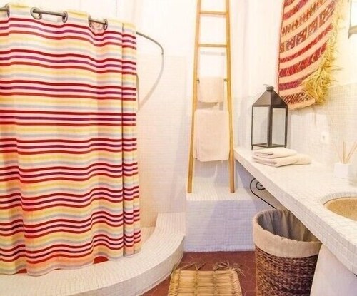 Casa grande, piscina privada climatizada ideales para vacaciones familiares