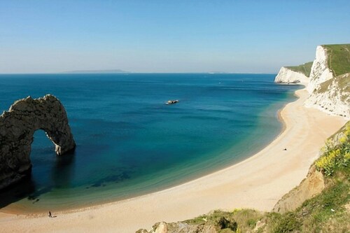 Gorgeous thatched cottage in Purbeck - ideal for family holidays