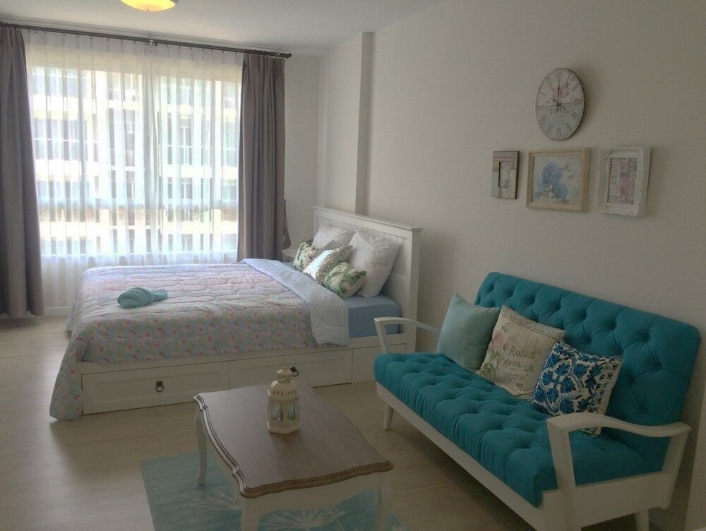 Deluxe Double Room - Featured Image