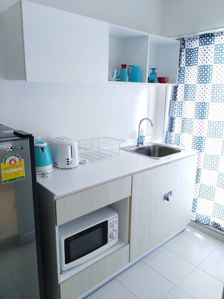 Deluxe Double Room - In-Room Kitchenette