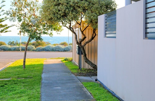 Our flat is a great base to explore everything that South Australia offers...