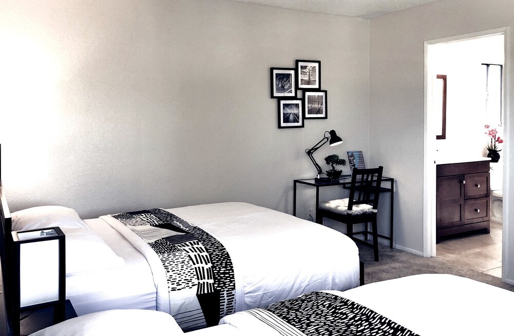 Economy Quadruple Room, 2 Double Beds - Room