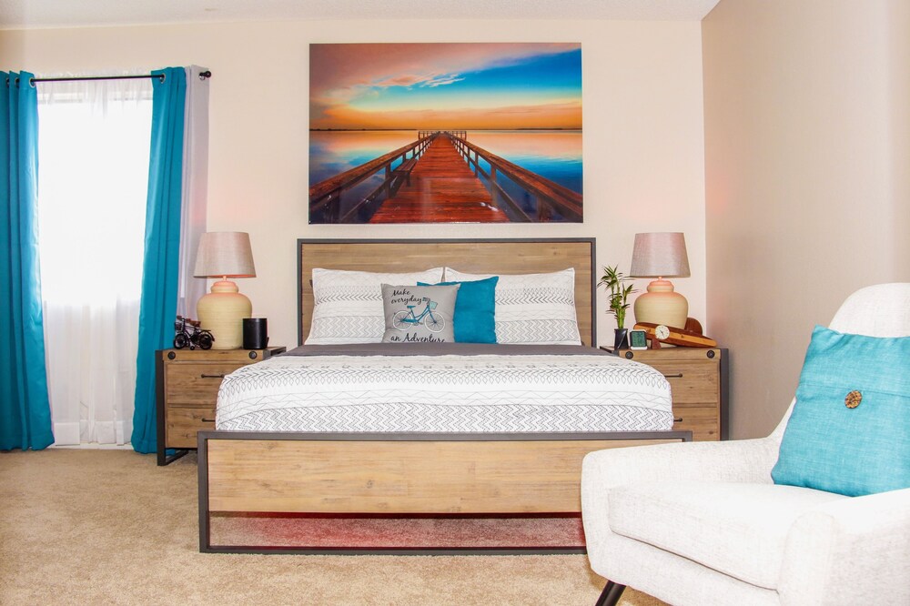 Standard Room, 1 Queen Bed - Featured Image
