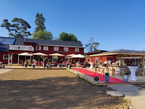 Charlottenlund Hotel & Restaurant