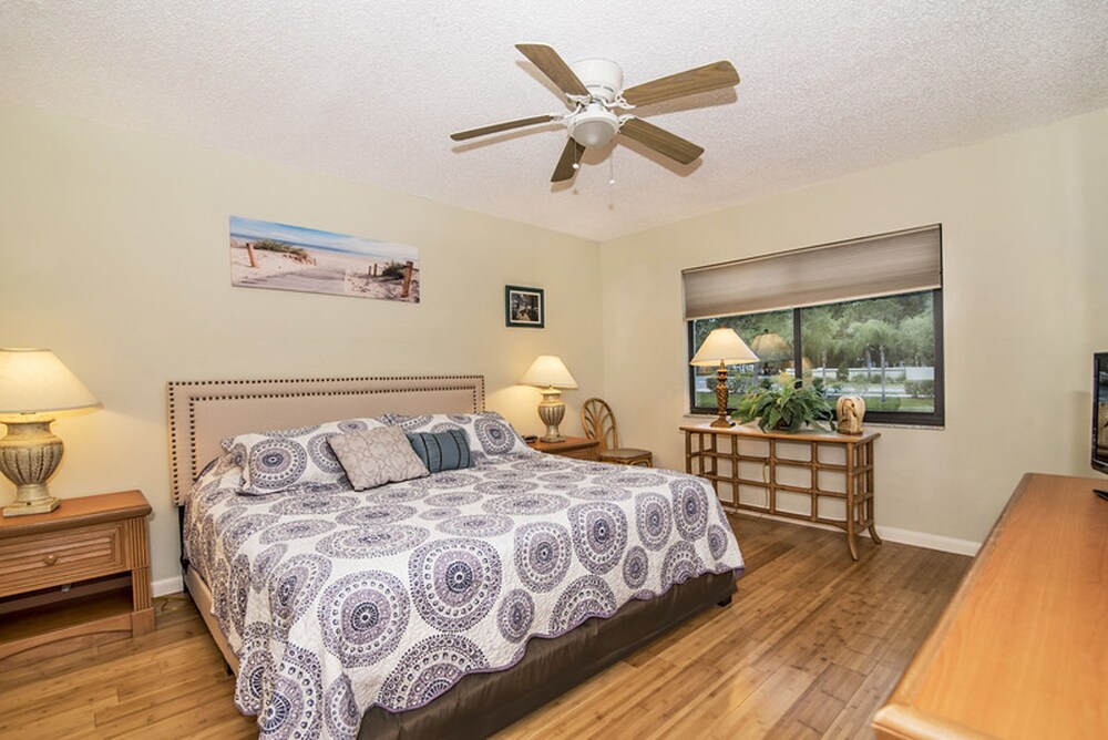 Condo, 2 Bedrooms - Guestroom