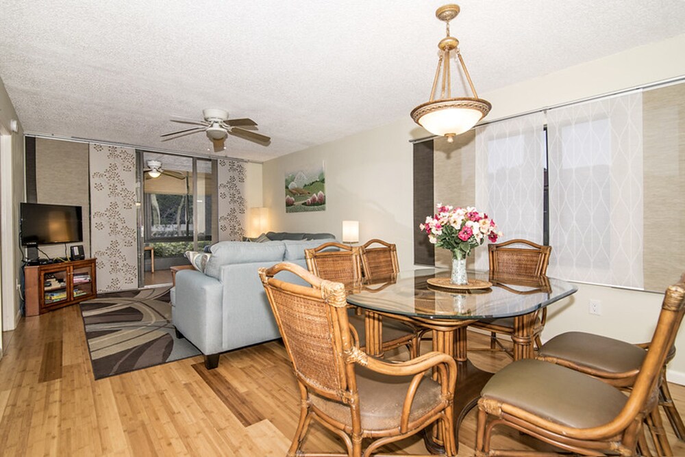 Condo, 2 Bedrooms - Featured Image