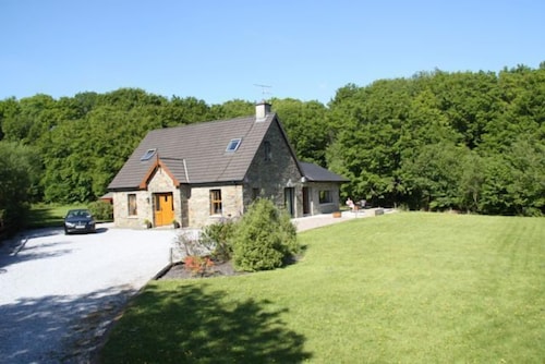 Beautiful 4* cottage 5 minutes from Kenmare, Co. Kerry, Ireland