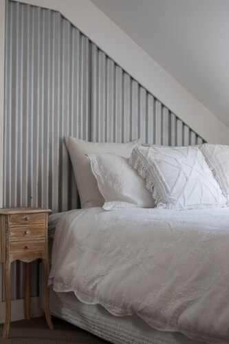 Riverlea Stables-charm and style awaits