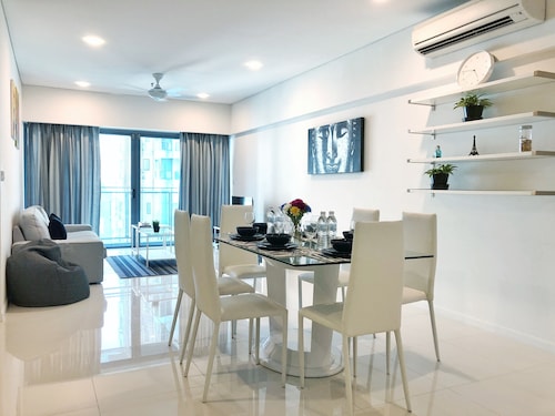 Summer Suites KLCC Apartments