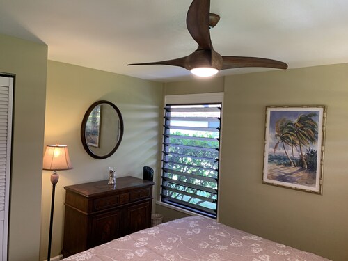 Absolute Oceanfront Beach Cottage, Permit # 90/tvu-0631