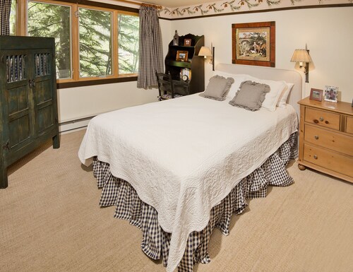 Vail Mountain Condo-5 minutos de Vail Village - En la ruta gratuita de autobús de esquí