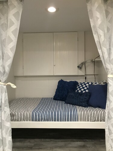 BRAND NEW KITCHEN! Charming 100 year old home - 1 Block from Beach Drive