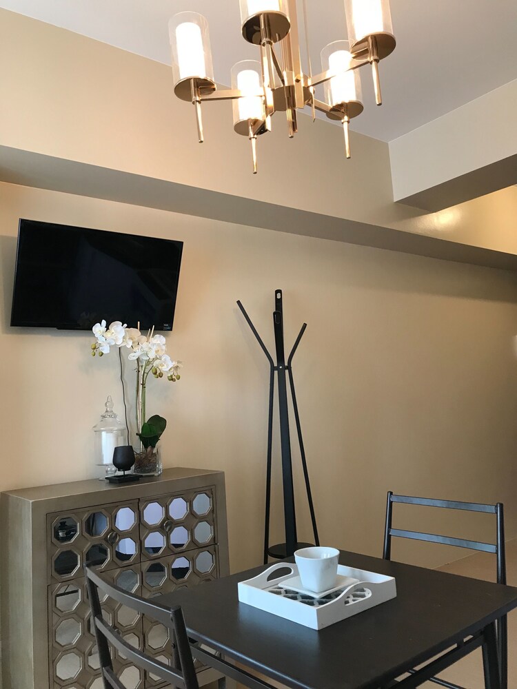 Comfy Stylish Flat near Marco Polo Davao - Guestroom