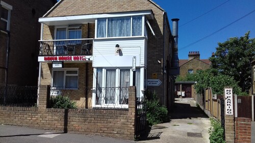 Haven House Hotel