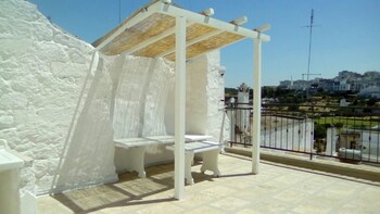 Studio in Ostuni, With Wonderful City View and Furnished Terrace - 7 k