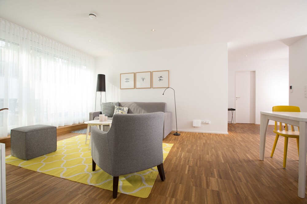 Wohnbereich (Deluxe-Apartment, 2 Schlafzimmer, Gartenblick)