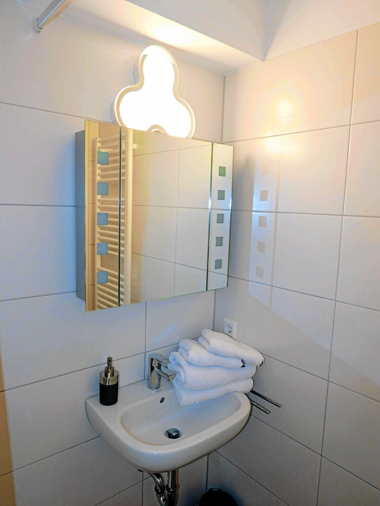 Badezimmer (Apartment, Nichtraucher, Balkon)