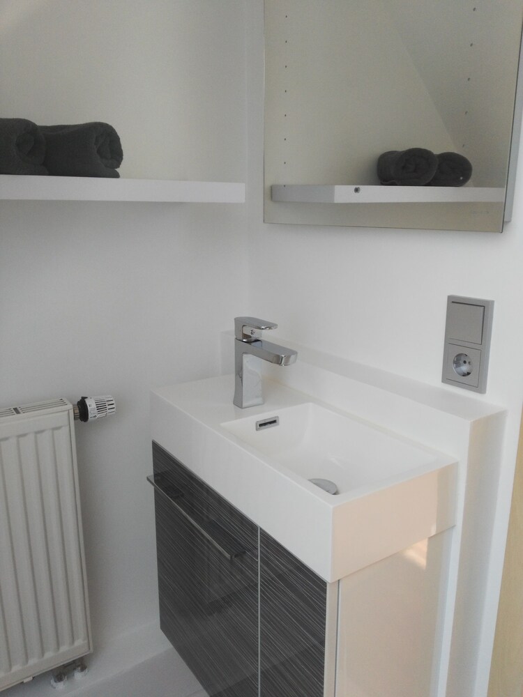 Waschbecken im Bad (Luxury-Maisonette, 2 Queen-Betten, Nichtraucher)