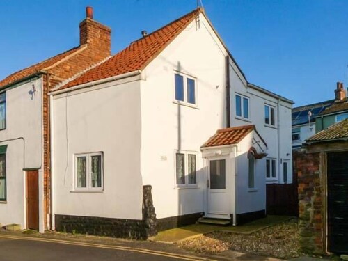 Cottage - Featured Image