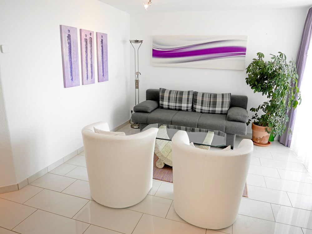 Wohnbereich (Apartment, 1 Schlafzimmer, Kochnische, Meerblick)