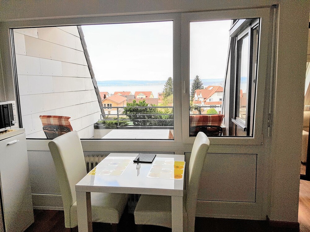 Essbereich im Zimmer (Apartment, 1 Schlafzimmer, Nichtraucher, Terrasse)