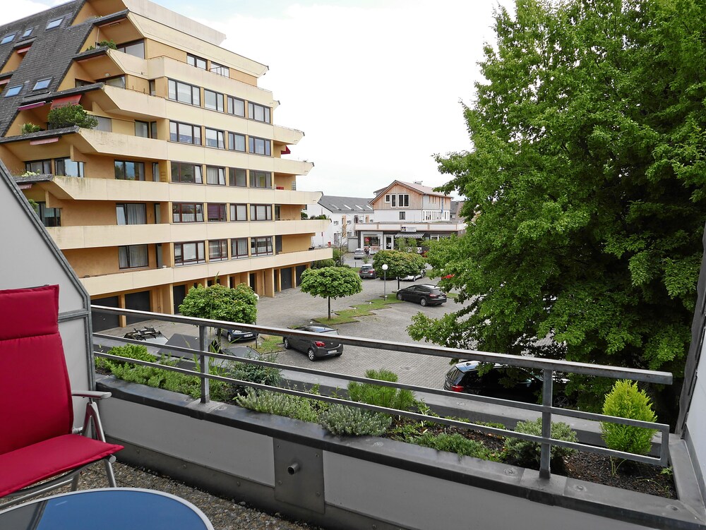 Ausblick vom Zimmer (Basic-Apartment, 1 Schlafzimmer, Nichtraucher, Kochnische)