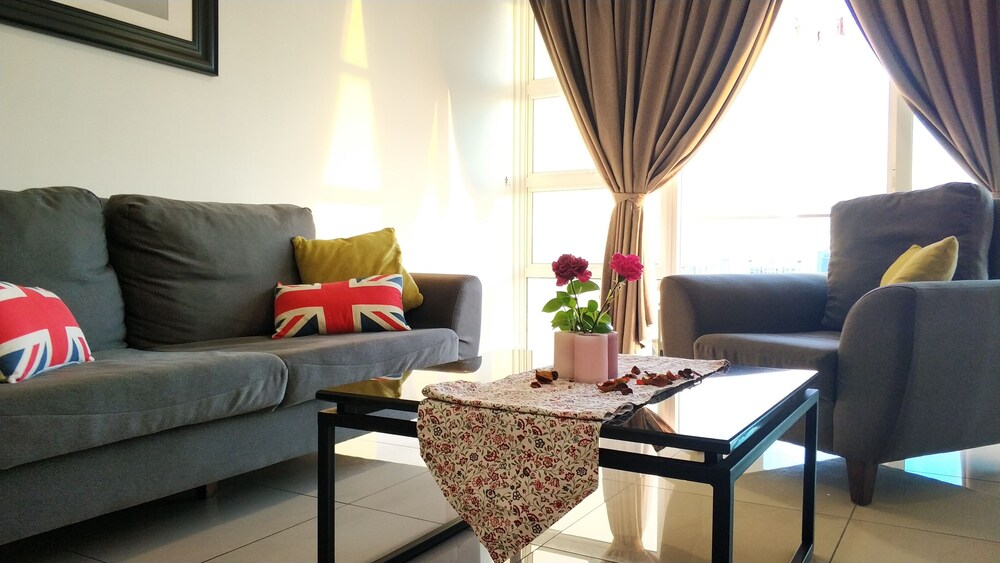 Apartment, 3 Bedrooms - Featured Image