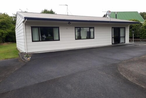 Home Away From Home - Omori, Lake Taupo