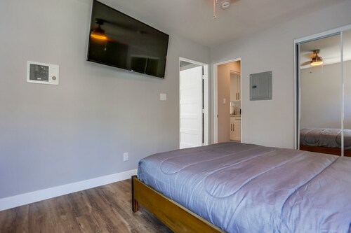 Renovated Bay Side Condo