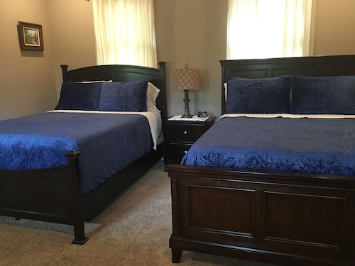 4BR, 3BTH Beautiful Craftsman Style House in Down Town Little Rock