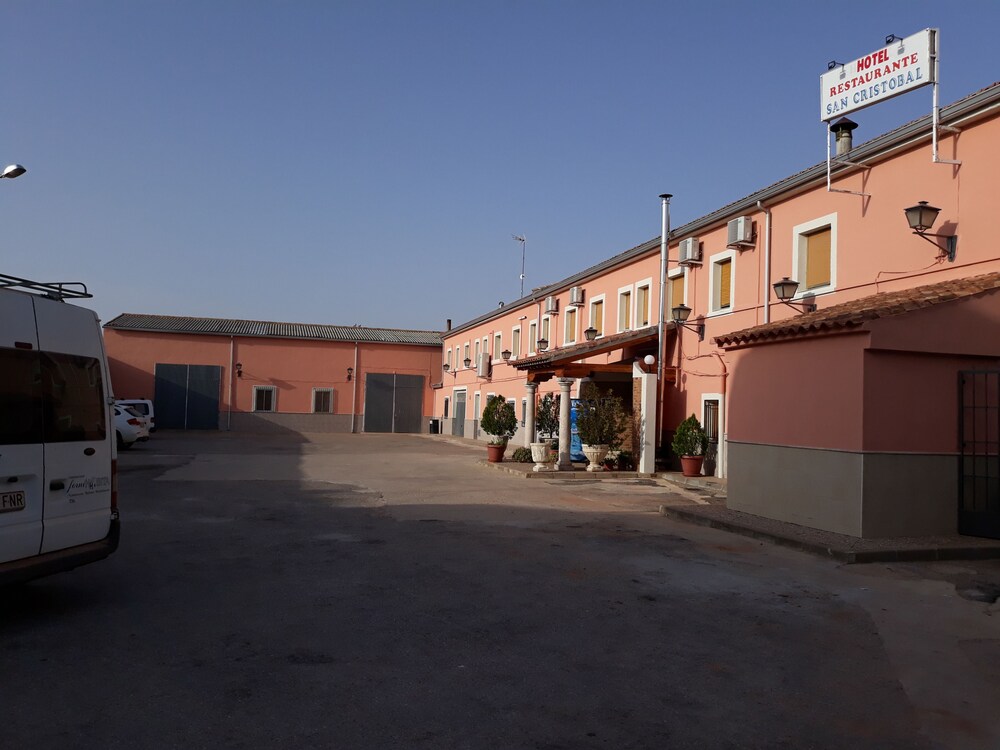 Fachada del hotel
