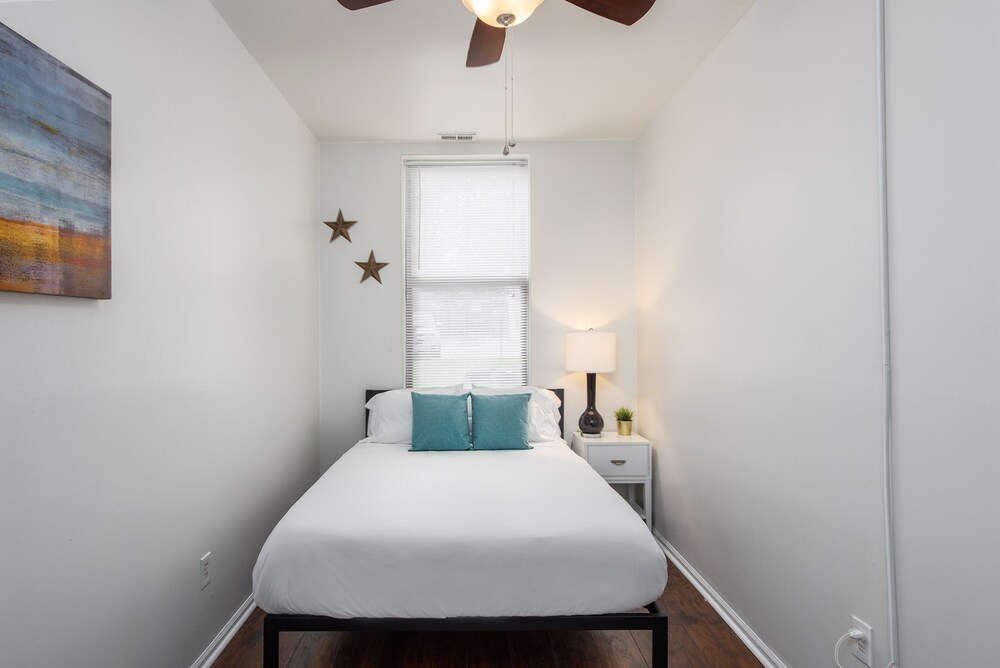City Apartment, 1 Bedroom, Non Smoking, Kitchen - Room