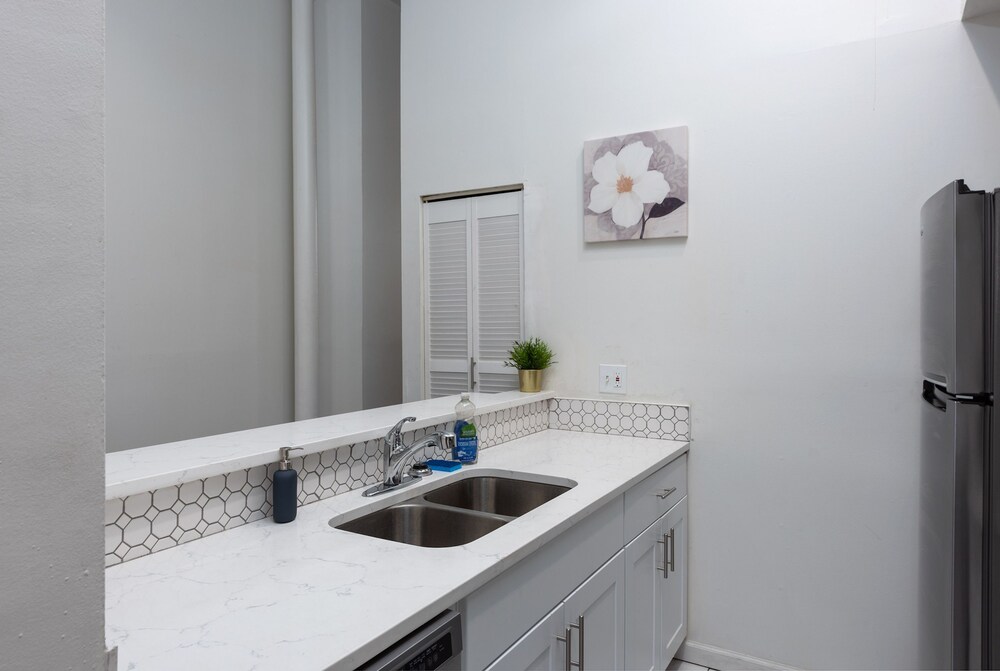 City Apartment, 1 Bedroom, Non Smoking, Kitchen - Bathroom