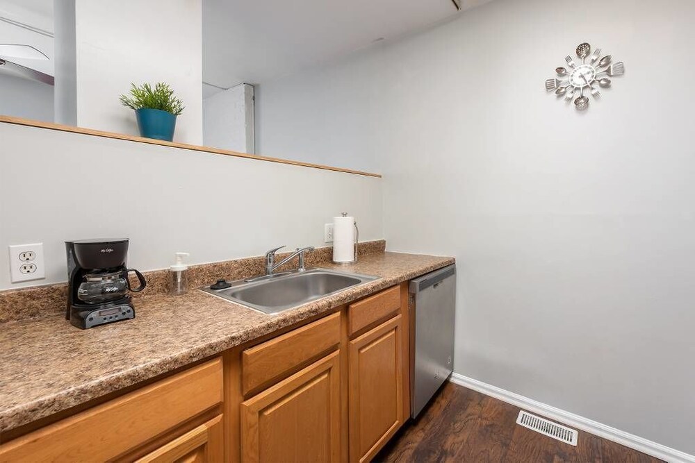 Apartment, 2 Queen Beds - Private Kitchen