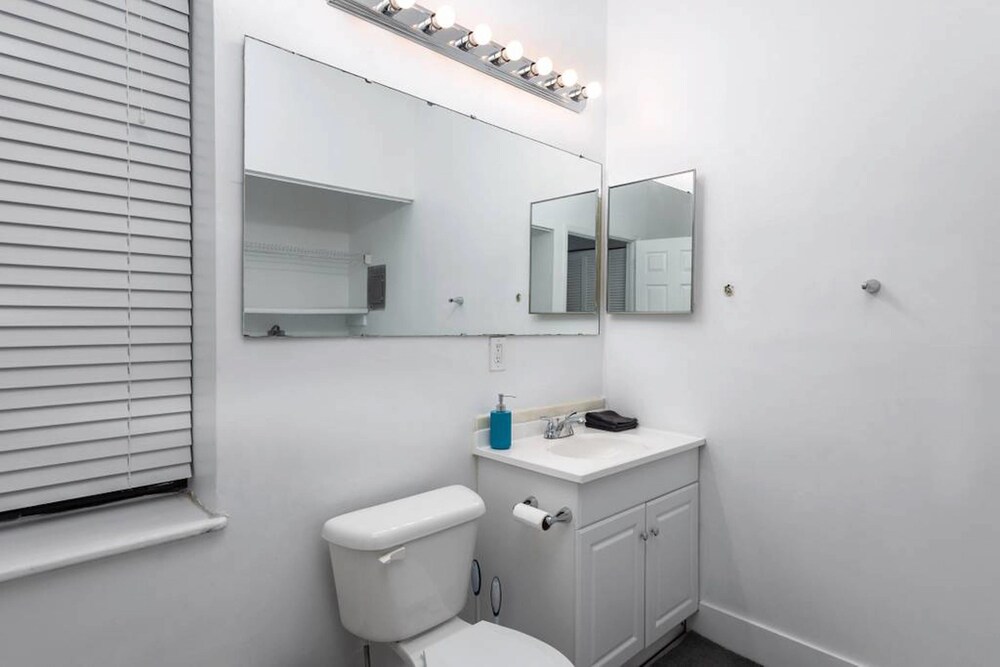 Traditional Apartment, 2 Bedrooms, Non Smoking, Kitchen - Bathroom
