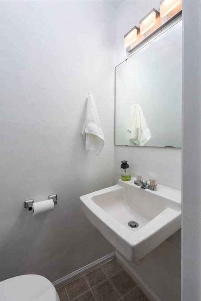 Traditional Apartment, 2 Bedrooms, Non Smoking, Kitchen - Bathroom