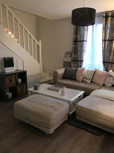 La mer et la plage à la sortie de la villa, dans un quartier très calme