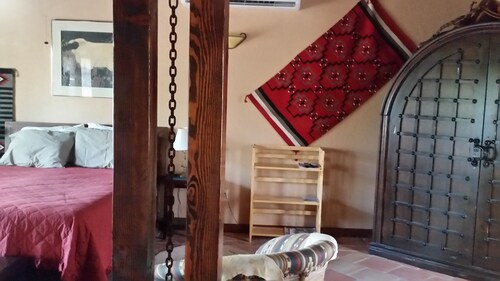 Private garden studio